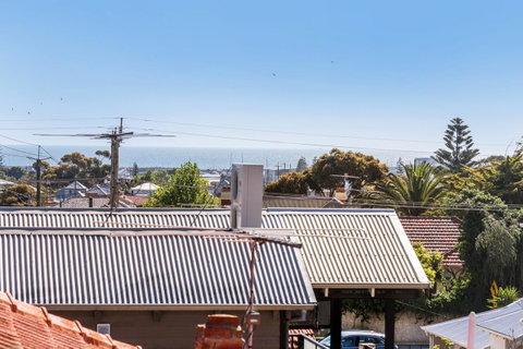 100 On South Callan Apartments - Accommodation Sunshine Coast 20