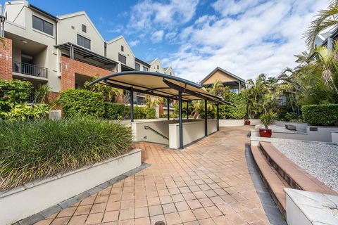 Subiaco Emporium Apartment - Accommodation Sunshine Coast 10