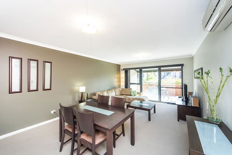 Subiaco Emporium Apartment - Accommodation Sunshine Coast 23