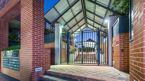 Subiaco Emporium Apartment - Accommodation Sunshine Coast 8