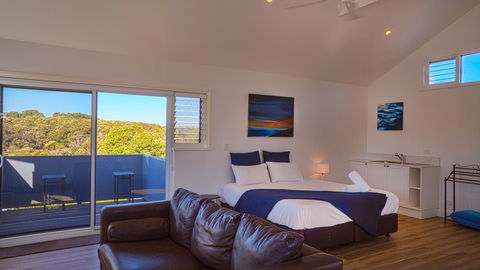 The White House At Wallcliffe Farms - Accommodation Sunshine Coast 25