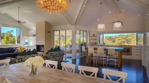 The White House At Wallcliffe Farms - Accommodation Sunshine Coast 8
