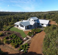 The White House at Wallcliffe Farms - Accommodation Sunshine Coast