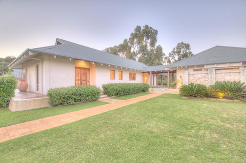 Moana Spa Villas - Prime Yallingup Location - Accommodation Sunshine Coast 1