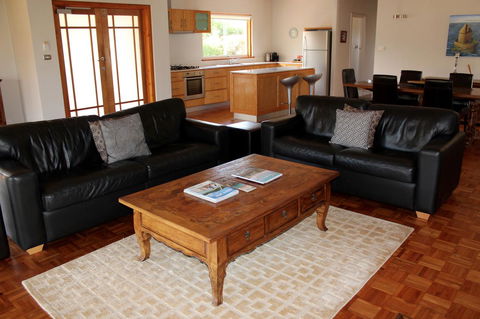 Moana Spa Villas - Prime Yallingup Location - Accommodation Sunshine Coast 7