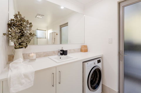 Ironstone Studio Margaret River - Accommodation Sunshine Coast 14