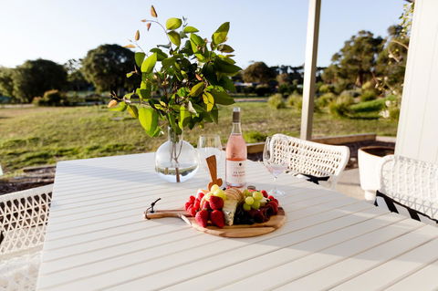 Ironstone Studio Margaret River - Accommodation Sunshine Coast 5