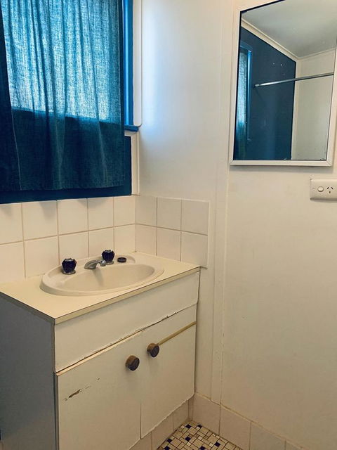 Shark Bay Cottages - Accommodation Sunshine Coast 30