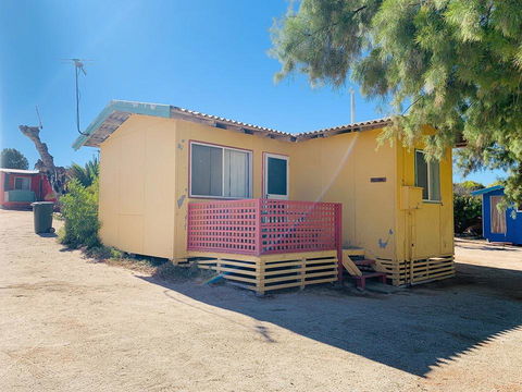 Shark Bay Cottages - Accommodation Sunshine Coast 42