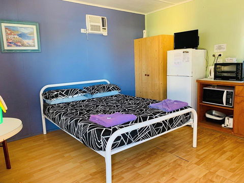 Shark Bay Cottages - Accommodation Sunshine Coast 24