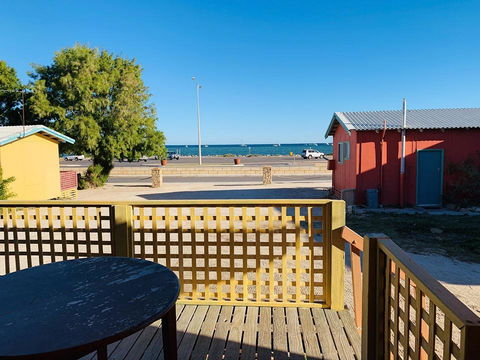 Shark Bay Cottages - Accommodation Sunshine Coast 20