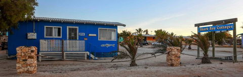 Shark Bay Cottages - Accommodation Sunshine Coast 0