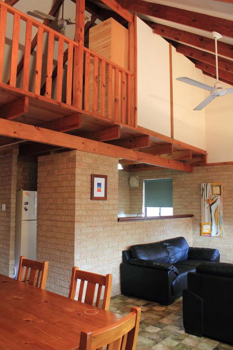 Kestrel Chalets - Accommodation Sunshine Coast 16