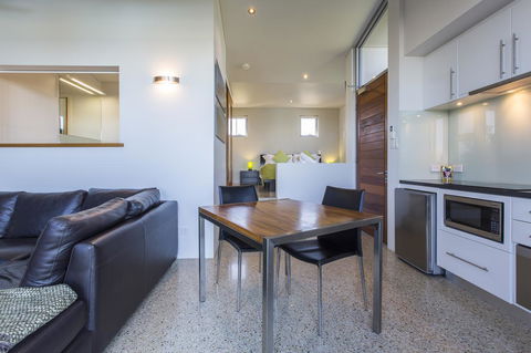 Aquatic Visions - Accommodation Sunshine Coast 12