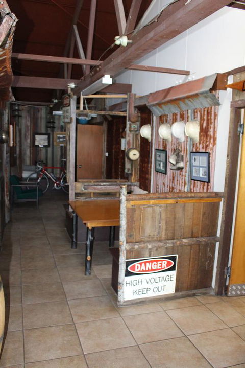 Tullah Lakeside Lodge - Accommodation Sunshine Coast 11