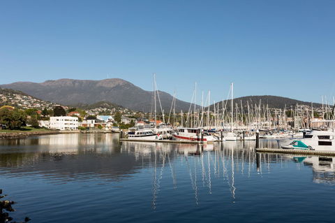 Wrest Point - Accommodation Sunshine Coast 12