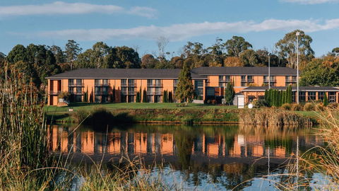 Country Club Tasmania - Accommodation Sunshine Coast 16