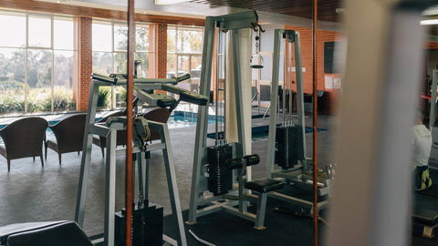 Country Club Tasmania - Accommodation Sunshine Coast 3
