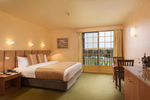 Country Club Tasmania - Accommodation Sunshine Coast 29
