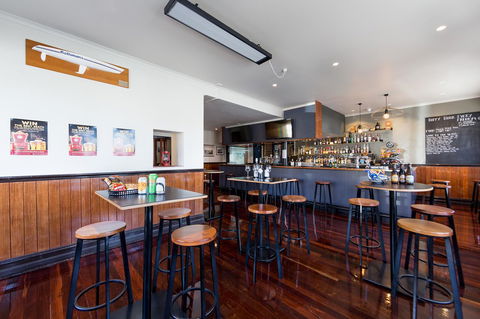 Customs House Hotel - Accommodation Sunshine Coast 25