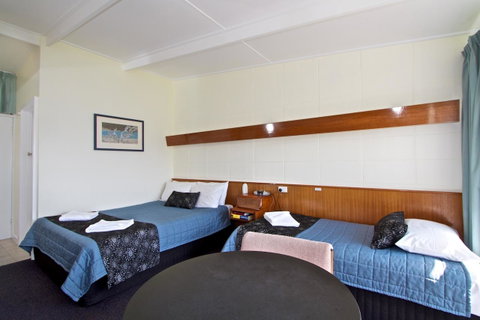 Riverfront Motel & Villas - Accommodation Sunshine Coast 38