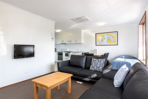 Riverfront Motel & Villas - Accommodation Sunshine Coast 17