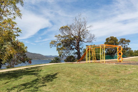 Riverfront Motel & Villas - Accommodation Sunshine Coast 22