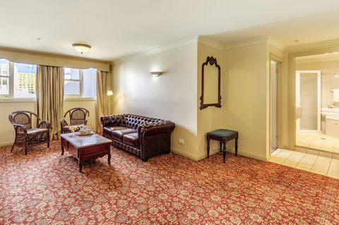 Hadley\'s Orient Hotel - Accommodation Sunshine Coast 16