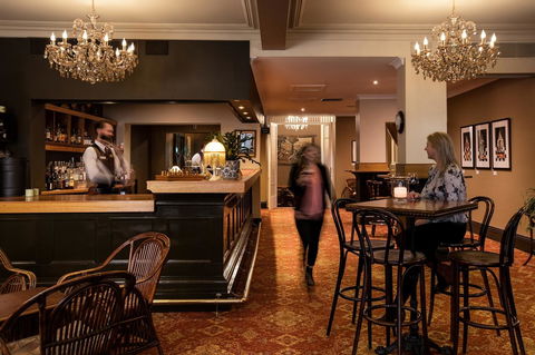 Hadley\'s Orient Hotel - Accommodation Sunshine Coast 15