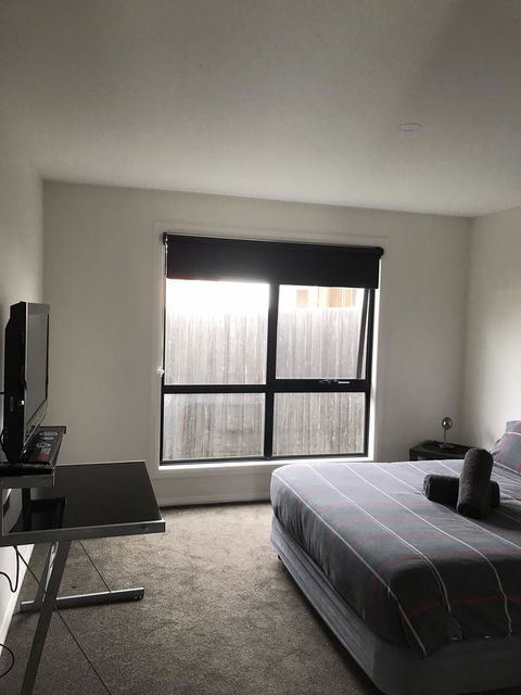 Georges Bay Apartments - Accommodation Sunshine Coast 7