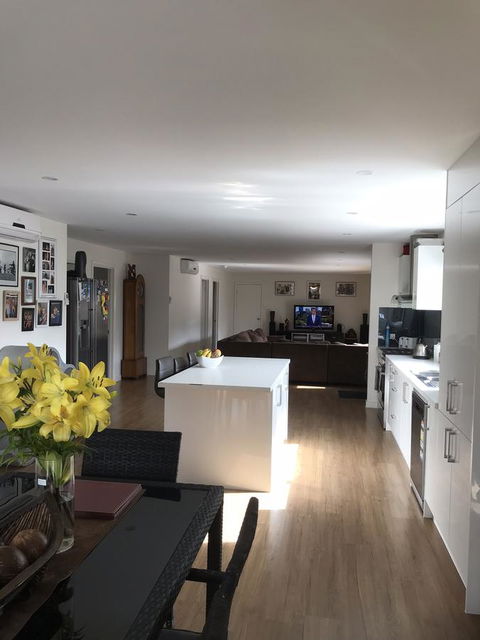 Georges Bay Apartments - Accommodation Sunshine Coast 6