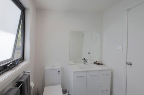 Georges Bay Apartments - Accommodation Sunshine Coast 20