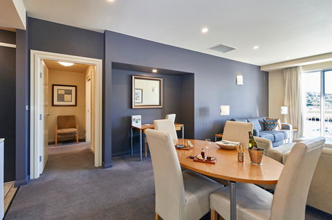 Peppers Seaport Hotel - Accommodation Sunshine Coast 10