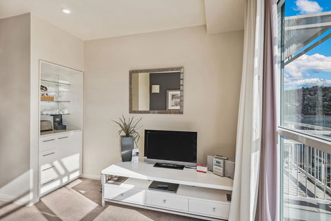 Peppers Seaport Hotel - Accommodation Sunshine Coast 1