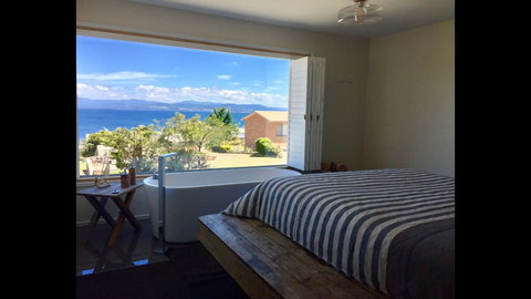Couples Getaway On Bruny Island - Accommodation Sunshine Coast 12