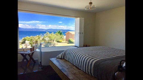 Couples Getaway On Bruny Island - Accommodation Sunshine Coast 25
