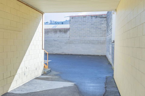 4 Bedroom House - Hobart CBD - Free Parking - Free WIFI - Accommodation Sunshine Coast 26