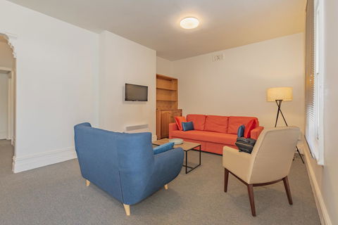 4 Bedroom House - Hobart CBD - Free Parking - Free WIFI - Accommodation Sunshine Coast 22