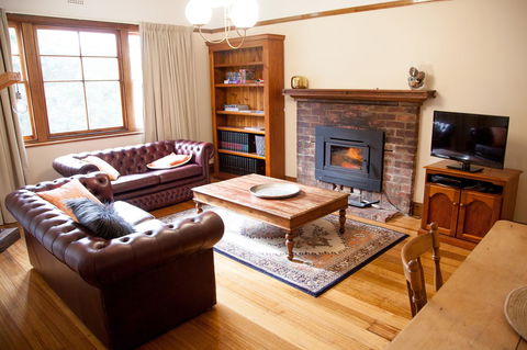 The Pear Cottage - Accommodation Sunshine Coast 2