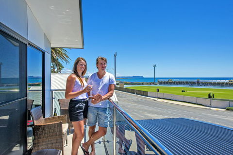 Burnie By The Bay Apartments - Accommodation Sunshine Coast 10