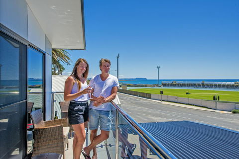 Burnie By The Bay Apartments - Accommodation Sunshine Coast 0