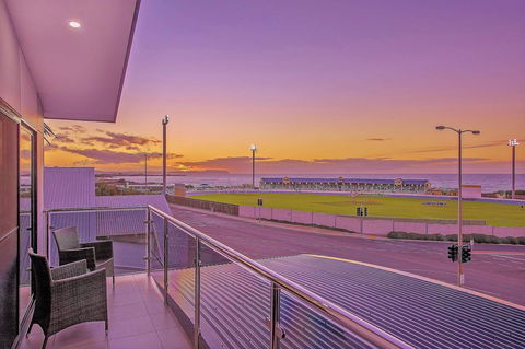 Burnie By The Bay Apartments - Accommodation Sunshine Coast 12