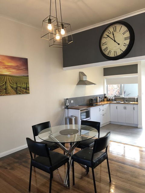 Apartment 5ive - Accommodation Sunshine Coast 1