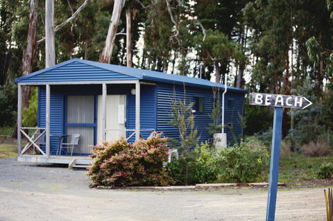 Seven Mile Beach Cabin And Caravan Park - Accommodation Sunshine Coast 0