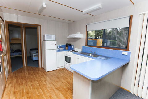 Seven Mile Beach Cabin And Caravan Park - Accommodation Sunshine Coast 16