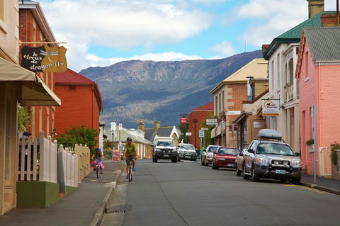 Hobart Waterfront Apartments - Accommodation Sunshine Coast 8