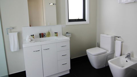 SEA EAGLE COTTAGE Amazing Views Of Bay Of Fires - Accommodation Sunshine Coast 28