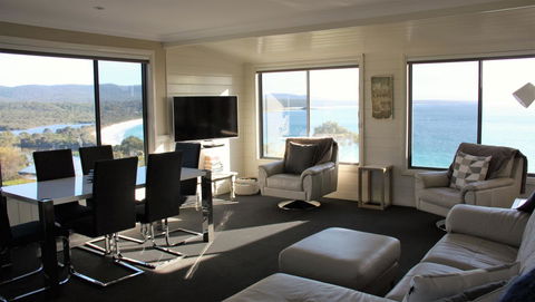 SEA EAGLE COTTAGE Amazing Views Of Bay Of Fires - Accommodation Sunshine Coast 21