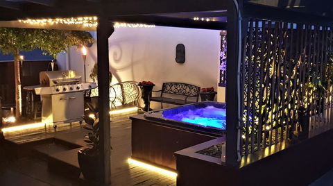 Bakers Retreat - Accommodation Sunshine Coast 1