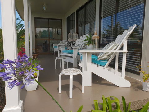 Garden By The Beach - Gateway To The East Coast, Close To Airport - Accommodation Sunshine Coast 4
